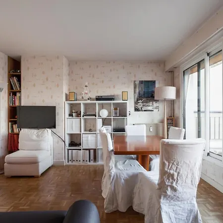 Cosy 2 Bedroom Near The Eiffel Tower Apartment *